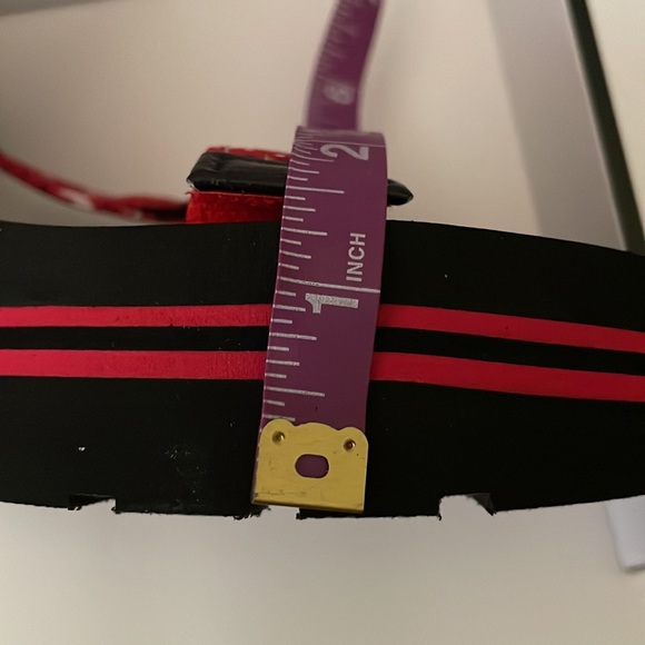 Guess Avin4 red multi fabric - Picture 10 of 10